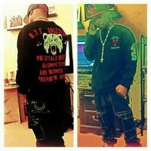 Meet your Posher, Asika